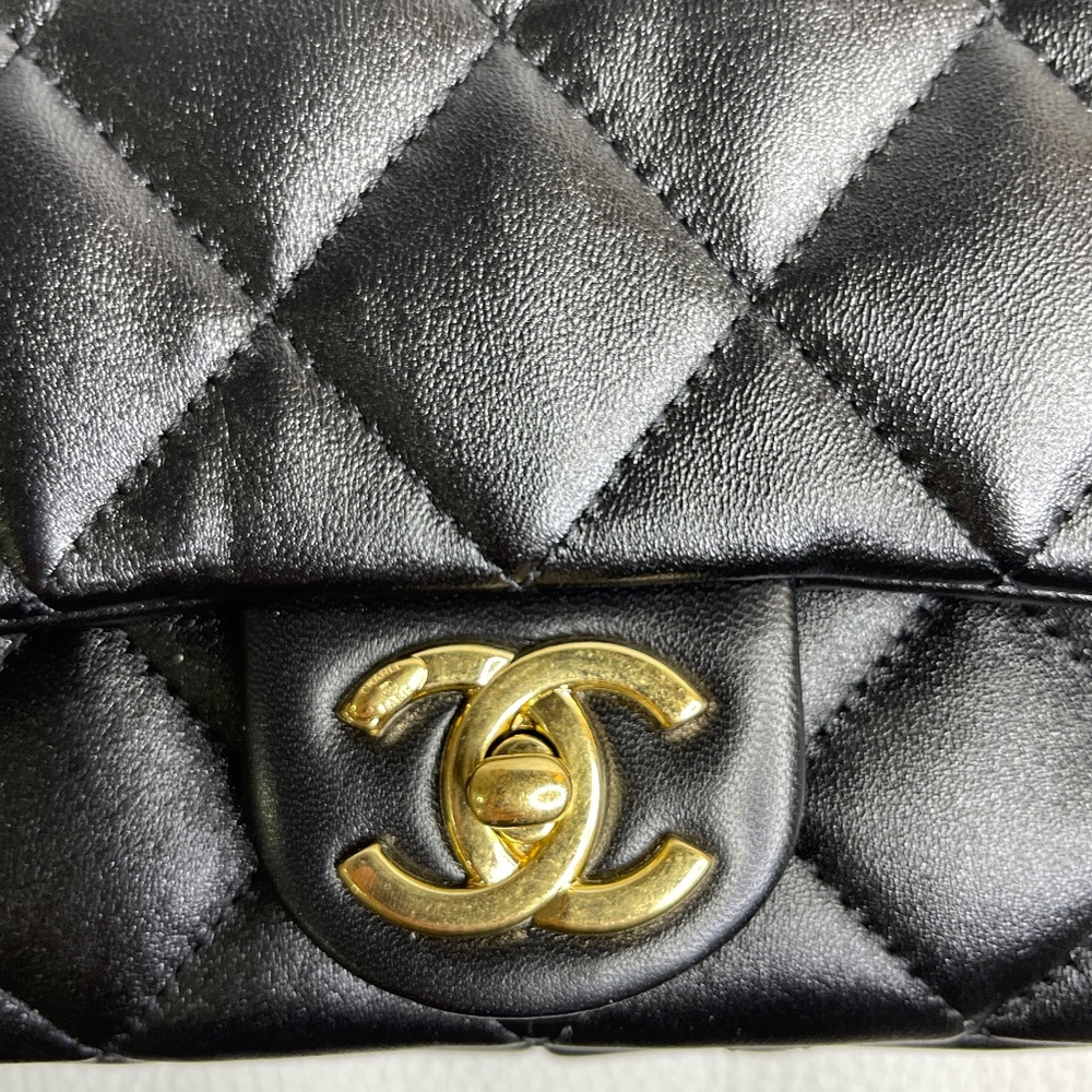 New Unused Chanel Funky Town - Thick Shoulder Strap Small Black Flap Bag - Picture 4 of 12